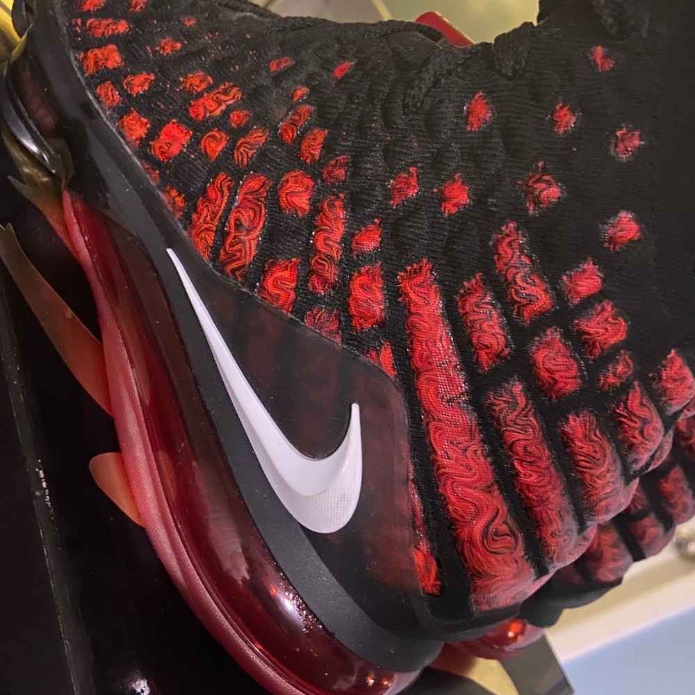 Men’s shoes